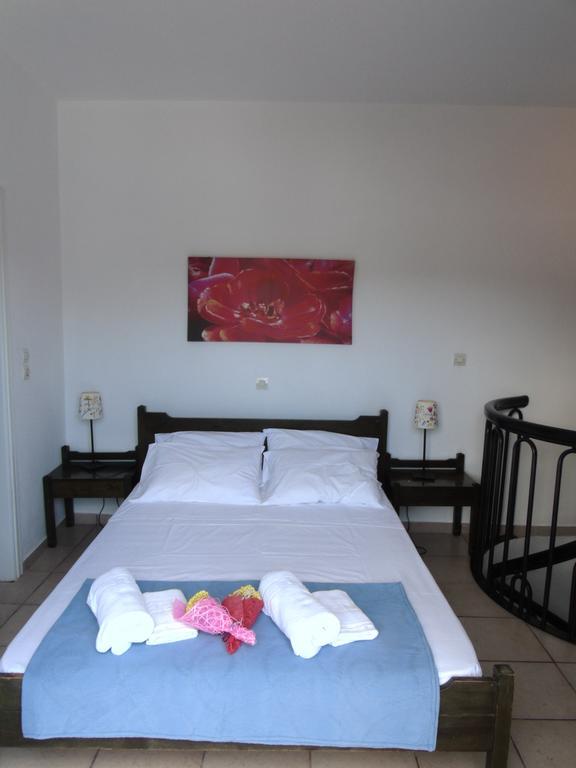 Mely Hotel Kapsali Exterior photo