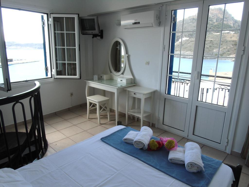 Mely Hotel Kapsali Exterior photo