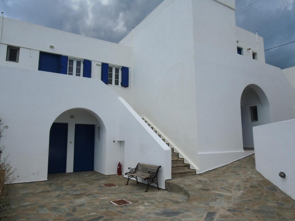 Mely Hotel Kapsali Exterior photo